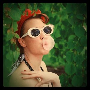 Meet your Posher, Rachelle